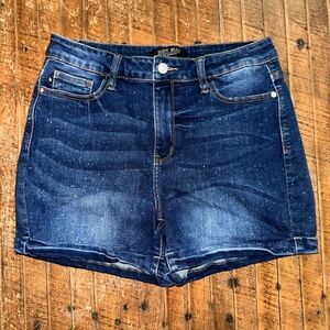 Judy Blue distressed acid wash normcore L Bermuda shorts